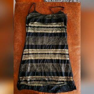 Forever 21 Black and Gold Sequin Dress